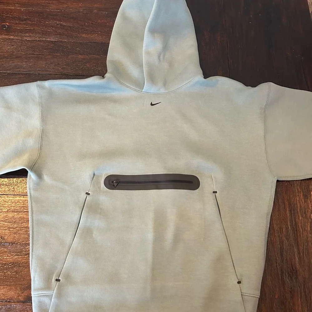 NWOT Nike Sportswear Tech Fleece Hoodie and Open Hem Pants Set- Green Clay/Black - Picture 15 of 15